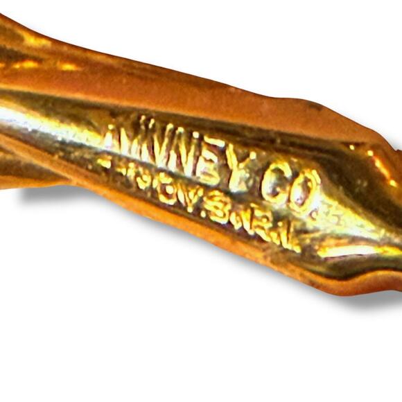 Vintage Kinney Co. Tie Clip Mens Crescent Gold Tone Crescent Wrench - Picture 4 of 5